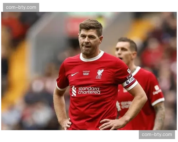 利物浦确认维尔茨连续缺阵 核心新援背伤影响双线作战布局 利物浦确认维尔茨连续缺阵 核心新援背伤影响双线作战布局